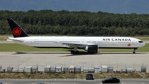Photo of C-FIUV - Boeing 777-333(ER) operated by Air Canada