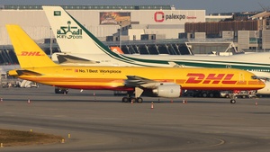 Photo of G-BMRD - Boeing 757-236(SF) operated by DHL Air