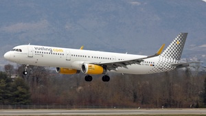 Photo of EC-MHA - Airbus A321-231 operated by Vueling