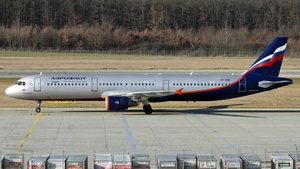 Photo of VP-BOE - Airbus A321-211 operated by Aeroflot