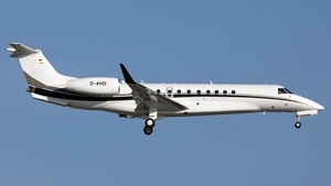 Photo of D-AHOI - Embraer Legacy 650 operated by VistaJet Germany