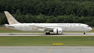 Photo of HZ-ARE - Boeing 787-9 Dreamliner operated by Saudia