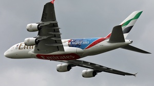 Photo of A6-EOE - Airbus A380-861 operated by Emirates