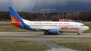 Photo of G-GDFM - Boeing 737-36N operated by Jet2