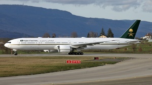 Photo of HZ-HM5 - Boeing 777-3FG(ER) operated by Saudi Royal Flight