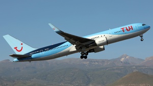 Photo of PH-OYJ - Boeing 767-304(ER) operated by TUI Airlines Nederland