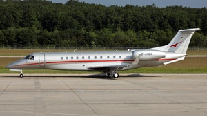 Photo of D-AHOX - Embraer Legacy 650 operated by VistaJet Germany