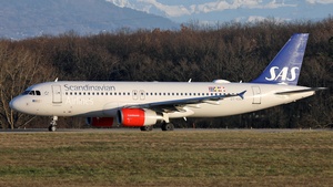 Photo of OY-KAS - Airbus A320-232 operated by SAS Scandinavian Airlines