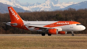 Photo of G-EZAG - Airbus A319-111 operated by easyJet