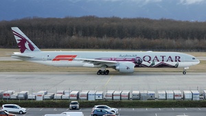 Photo of A7-BEL - Boeing 777-3DZ(ER) operated by Qatar Airways