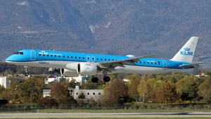 Photo of PH-NXM - Embraer ERJ-195-E2 operated by KLM Cityhopper