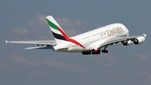 Photo of A6-EEO - Airbus A380-861 operated by Emirates