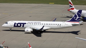 Photo of SP-LMA - Embraer ERJ-190STD operated by LOT Polish Airlines