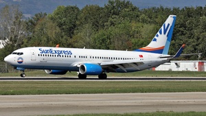 Photo of TC-SPP - Boeing 737-8MA operated by SunExpress