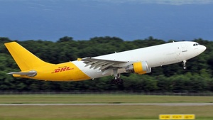 Photo of D-AZMK - Airbus A300B4-622R(F) operated by European Air Transport