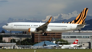 Photo of LY-DUE - Boeing 737-8FE operated by GetJet Airlines