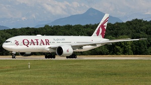 Photo of A7-BBC - Boeing 777-2DZ(LR) operated by Qatar Airways