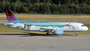 Photo of OO-SNE - Airbus A320-214 operated by Brussels Airlines