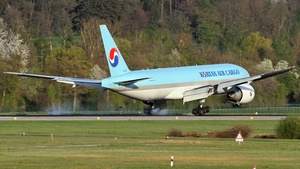 Photo of HL8005 - Boeing 777-FB5 operated by Korean Air Cargo
