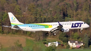 Photo of SP-LNF - Embraer ERJ-195LR operated by LOT Polish Airlines