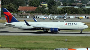 Photo of N16065 - Boeing 767-332(ER) operated by Delta Air Lines