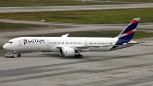 Photo with serial 35321 - Boeing 787-9 Dreamliner