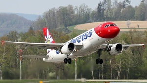 Photo of HB-IHZ - Airbus A320-214 operated by Edelweiss Air