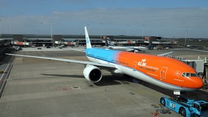 Photo of PH-BVA - Boeing 777-306(ER) operated by KLM Royal Dutch Airlines