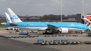 Photo of PH-BQC - Boeing 777-206(ER) operated by KLM Royal Dutch Airlines