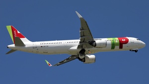 Photo of CS-TJO - Airbus A321-251NX operated by TAP Air Portugal