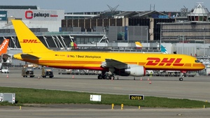 Photo of D-ALEN - Boeing 757-2Q8 operated by European Air Transport