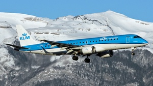 Photo of PH-EXE - Embraer ERJ-190STD operated by KLM Cityhopper