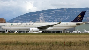 Photo of HZ-AQ14 - Airbus A330-343 operated by Saudia