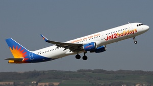 Photo of G-HLYB - Airbus A321-211 operated by Jet2