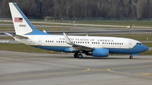 Photo of 05-0932 - Boeing C-40C operated by US Air Force