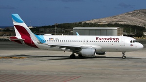 Photo of D-AEWJ - Airbus A320-214 operated by Eurowings