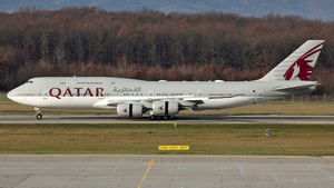 Photo of A7-HHF - Boeing 747-8Z5(BBJ) operated by Qatar Amiri Flight