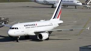 Photo of F-GUGN - Airbus A318-111 operated by Air France