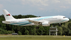 Photo of 556 - Airbus A320-214(CJ) Prestige operated by Royal Oman Air Force