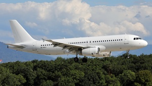 Photo of 9H-MLU - Airbus A320-232 operated by Avion Express Malta