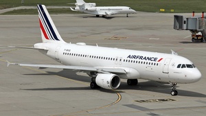 Photo of F-GKXQ - Airbus A320-214 operated by Air France