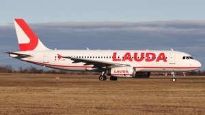Photo of 9H-LMB - Airbus A320-232 operated by Lauda Europe