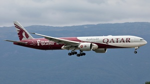 Photo of A7-BEB - Boeing 777-3DZ(ER) operated by Qatar Airways