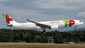 Photo of CS-TUQ - Airbus A330-941 operated by TAP Air Portugal