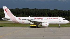 Photo of TS-IMT - Airbus A320-214 operated by Tunisair