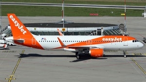 Photo of OE-INB - Airbus A320-214 operated by easyJet Europe