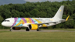 Photo of EC-NDC - Airbus A320-271N operated by Vueling