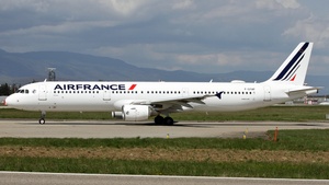 Photo of F-GTAP - Airbus A321-212 operated by Air France