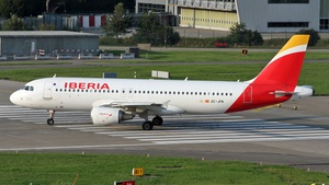 Photo of EC-JFN - Airbus A320-214 operated by Iberia