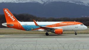 Photo of G-EZOA - Airbus A320-214 operated by easyJet